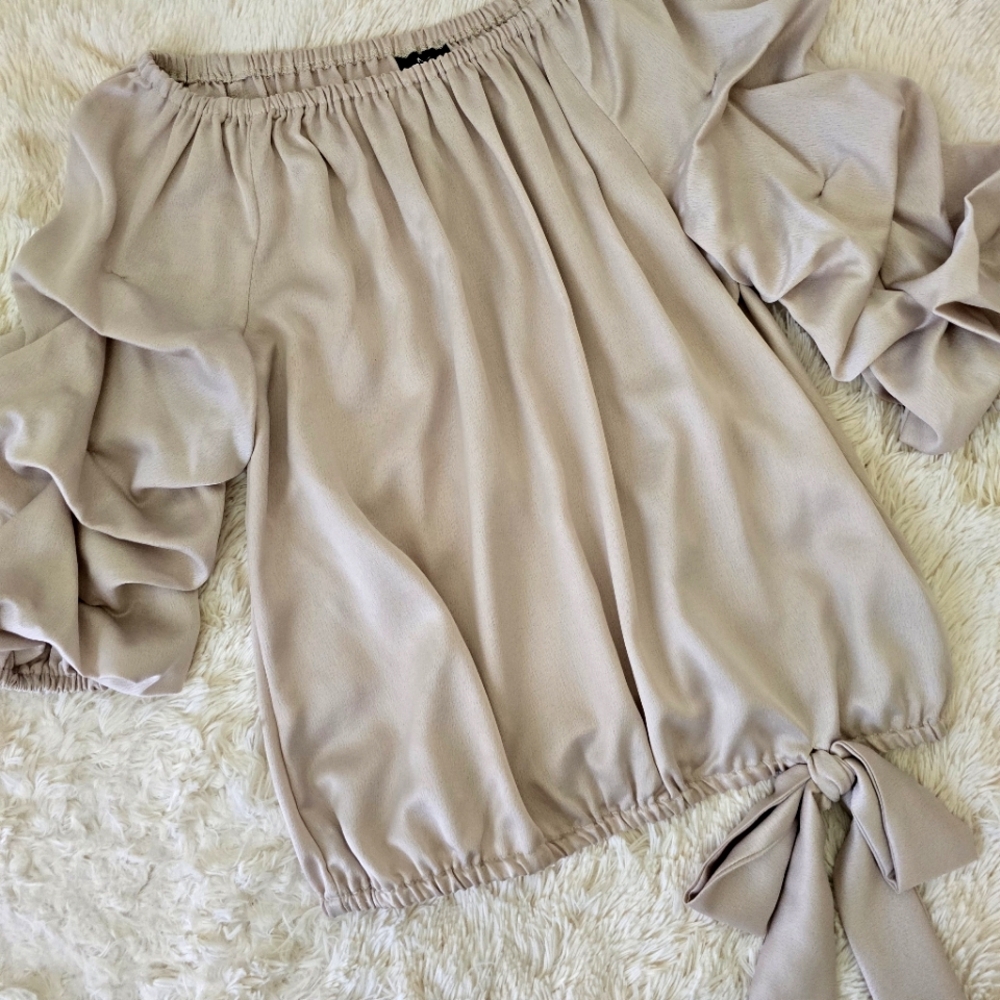 ☆ MSK Taupe Shimmer Off the Shoulder Puff Sleeve Top size L - Picture 8 of 14